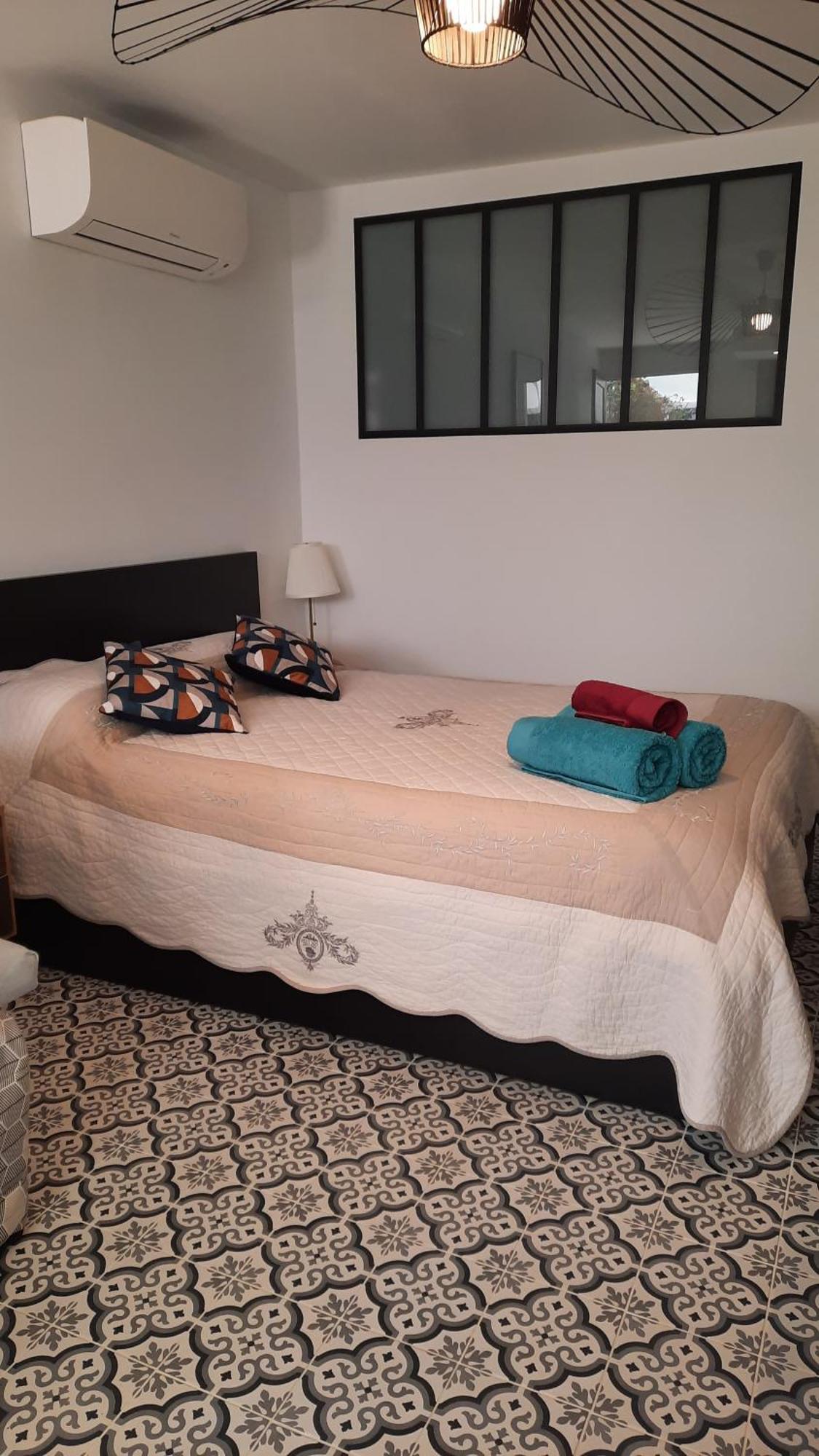 Studio Climatise Lantanas 4 Personnes Le Lavandou Ngoại thất bức ảnh